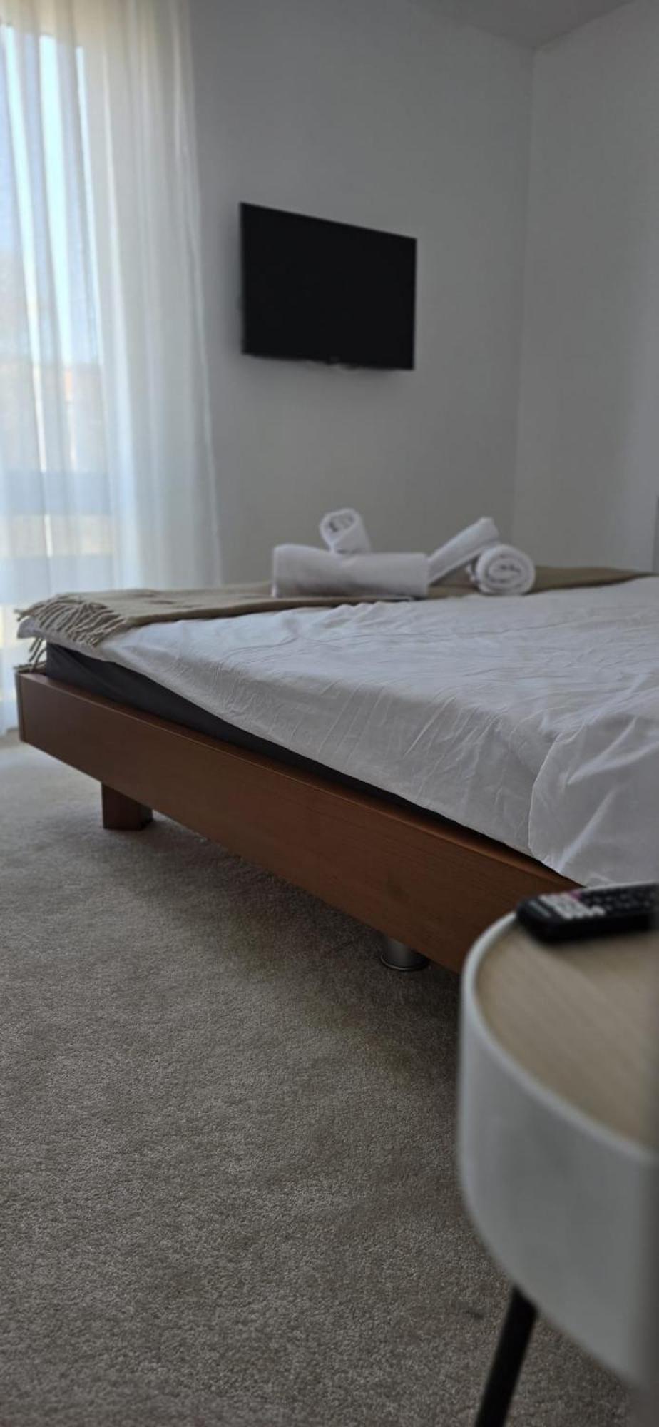 Lala Home Oradea Extérieur photo